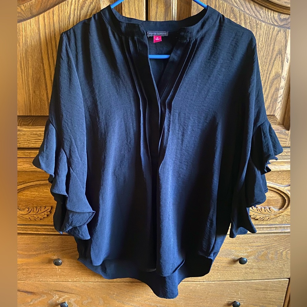 Vince Camuto women’s top blouse Size Medium Like New
